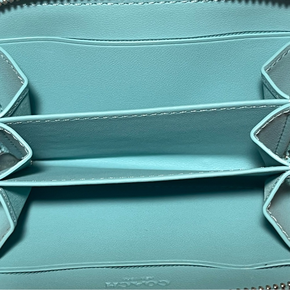 NWOT Coach Crossgrain Leather Small Zip Around Card Case - Picture 7 of 9
